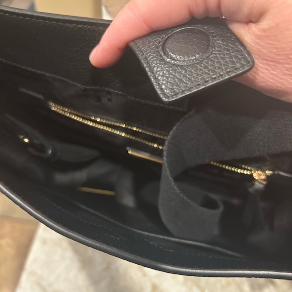 Tory Burch like new ! - Picture 2 of 3